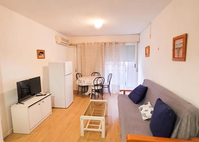 A Dos Cuadras De La Playa ! Cura Torrevieja